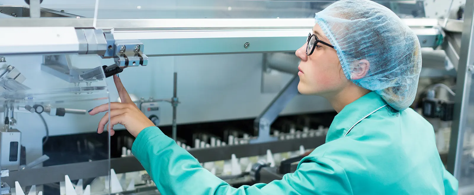 How Does an Automatic Vial Inspection Machine Work?